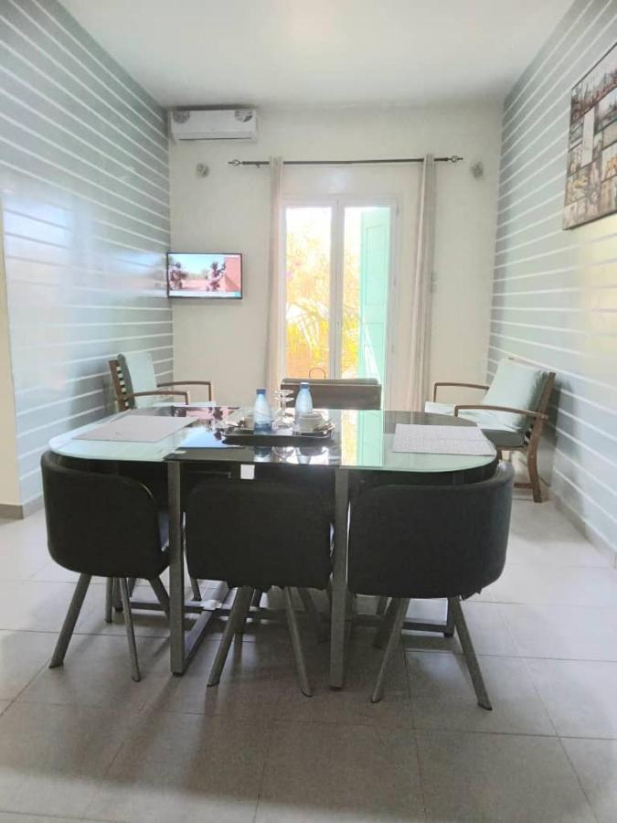 Résidence Marie France MENDY Toubab Dialaw Exterior foto