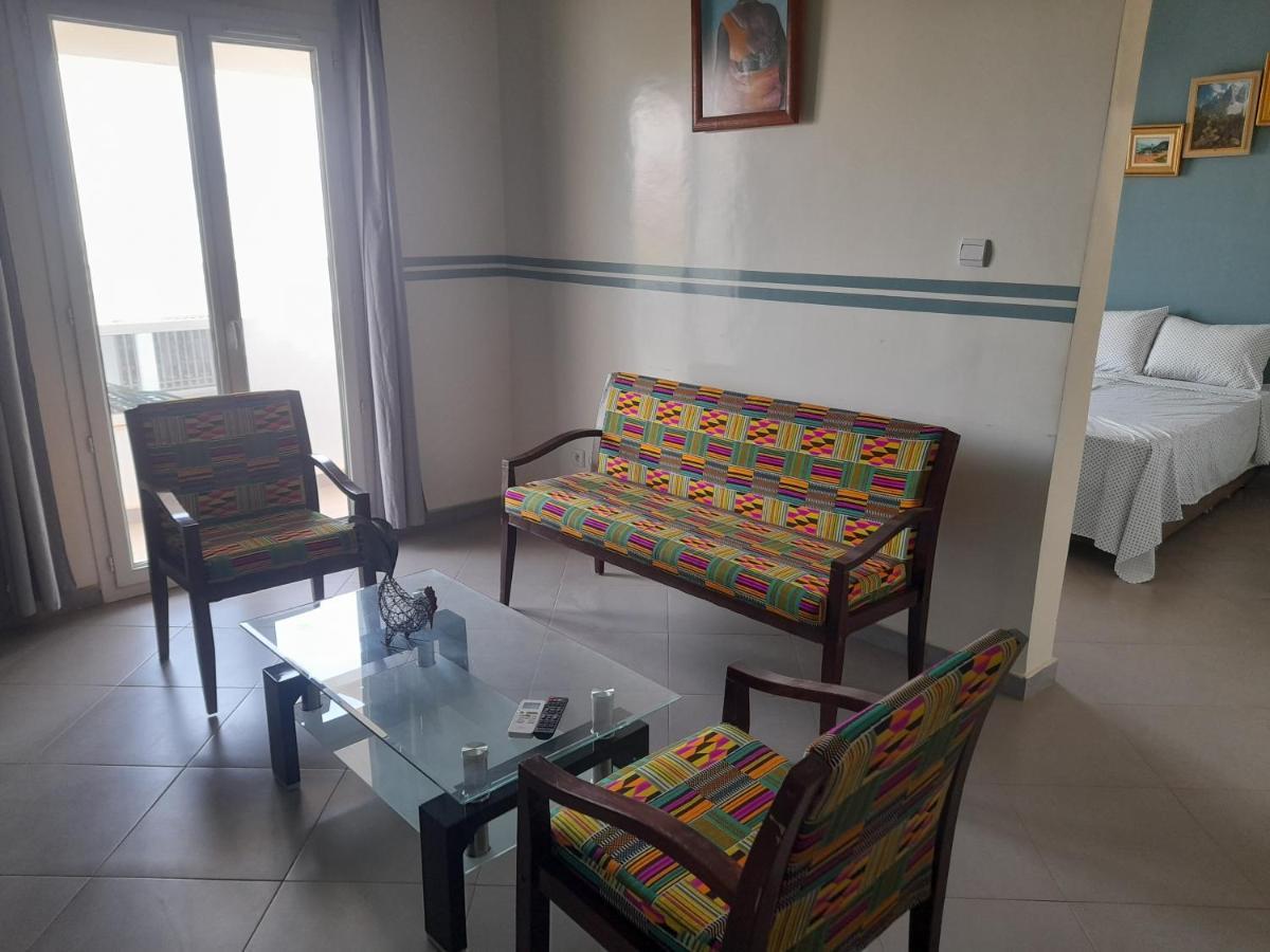 Résidence Marie France MENDY Toubab Dialaw Exterior foto