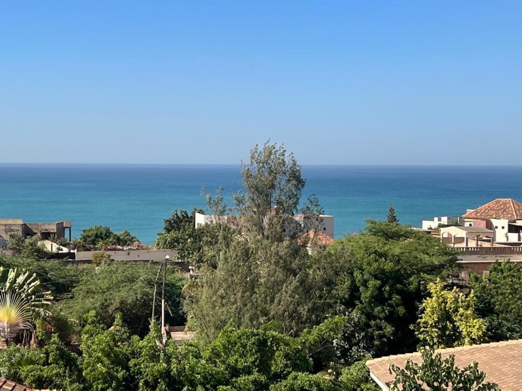 Résidence Marie France MENDY Toubab Dialaw Exterior foto