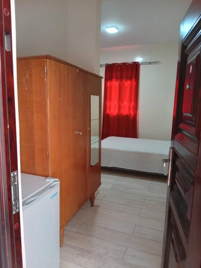 Résidence Marie France MENDY Toubab Dialaw Exterior foto